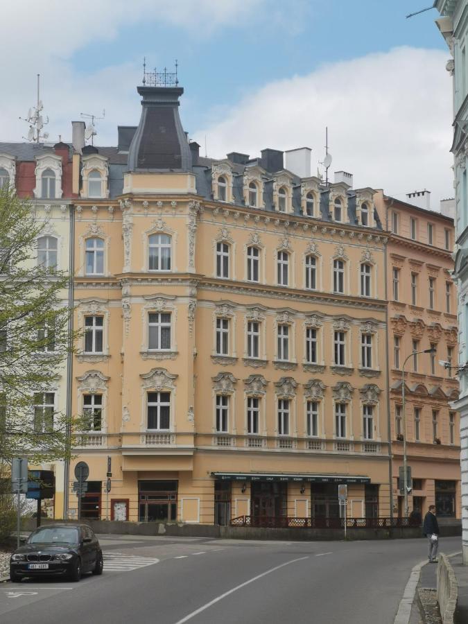Hezky Byt U Hotela Thermal V Karlovych Varech Karlovy Vary Exterior photo